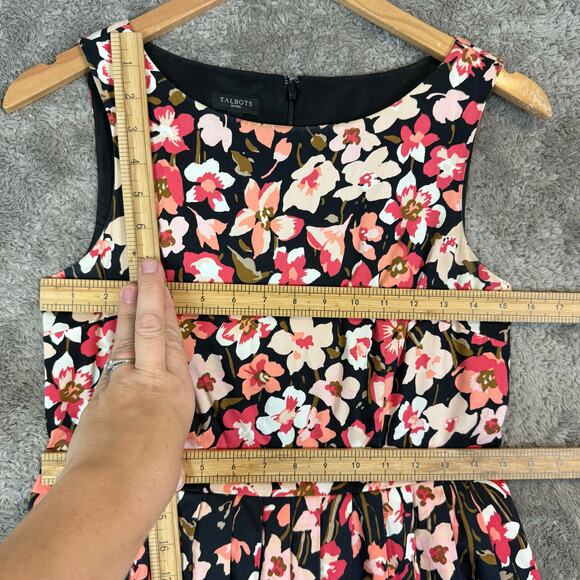 Talbots Black Pink Floral Fit & Flare Pleated Sleeveless Dress 4 Petites 4P P4 - Picture 8 of 9